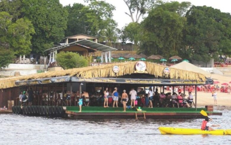 Praia dourada